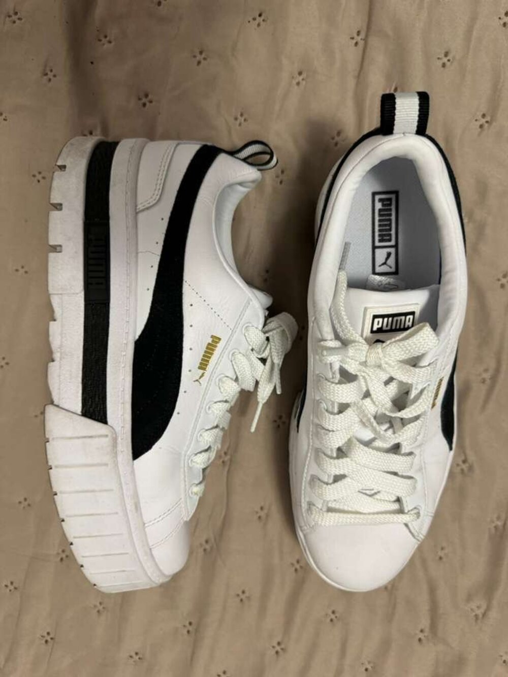 PUMA Mayze Court Women's Sneakers – Black White/Black